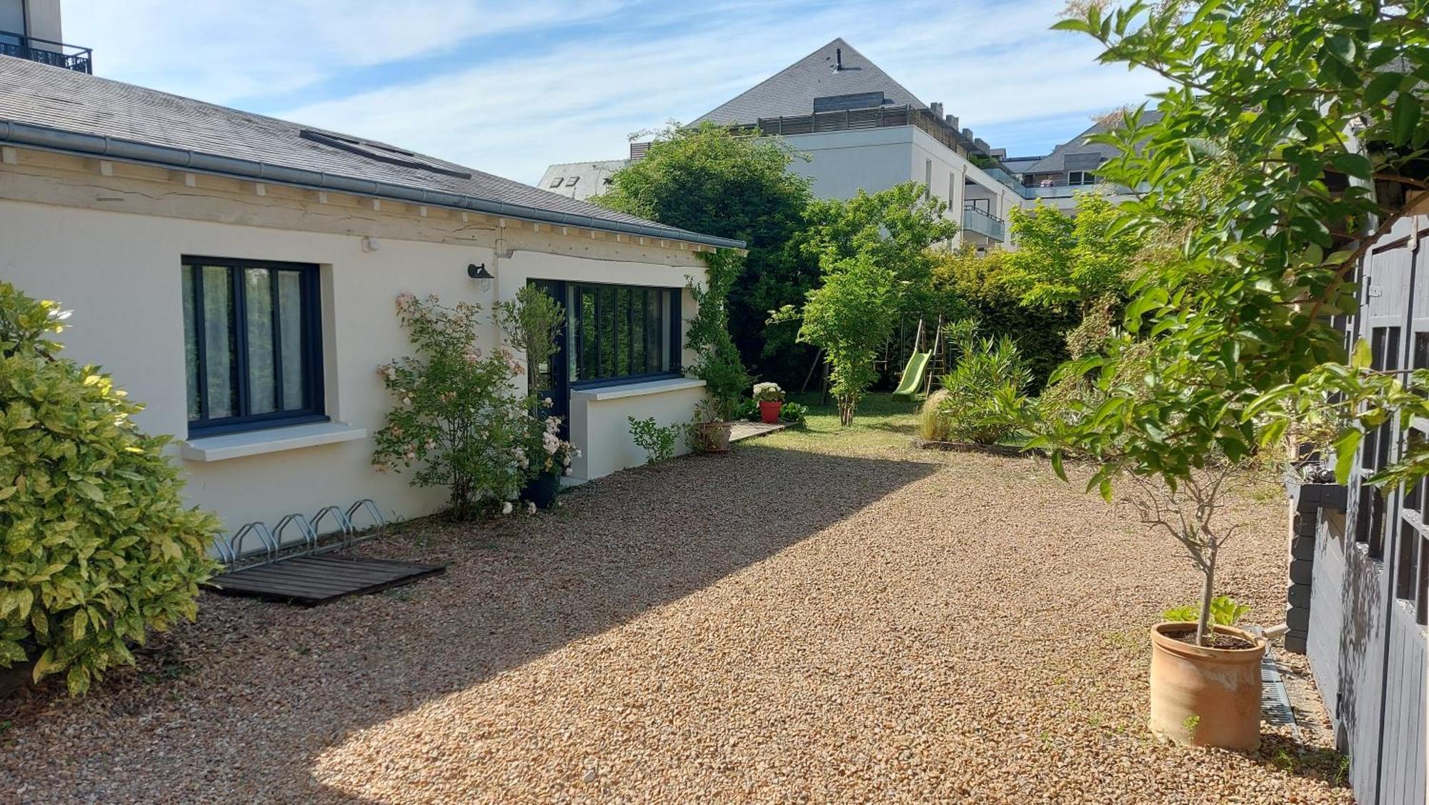 Gite Lumineux De 45M2 En Coeur De Ville Saint-Avertin Exterior foto